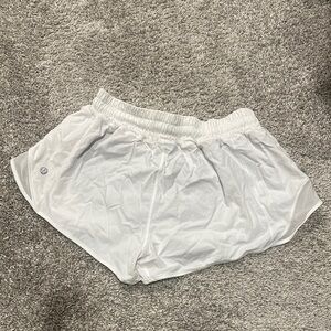 Lululemon Athletica White Athletic Shorts Lightweight Breathable Design